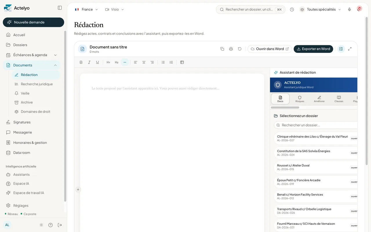 Studio de rédaction d'Actelyo : éditeur de document, export vers Word, et panneau de l'assistant de rédaction avec la liste des dossiers du cabinet fictif.